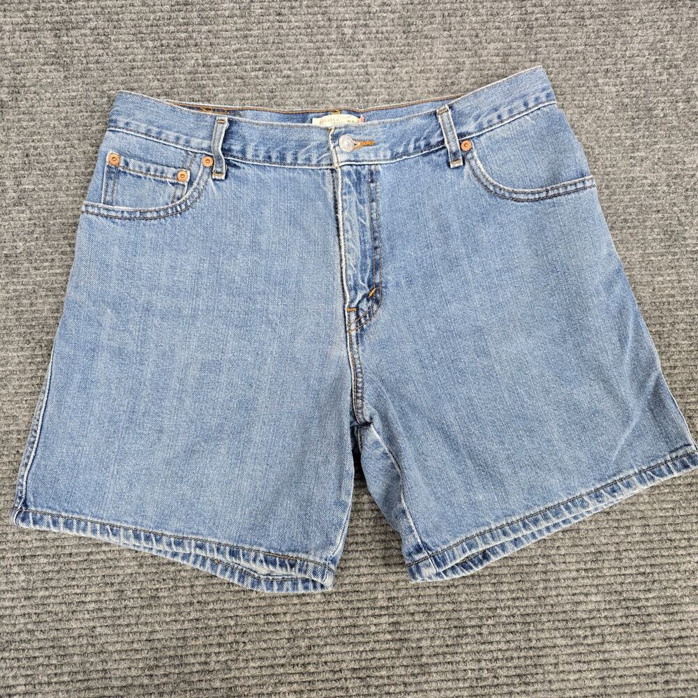 Levi's 550 Shorts Womens 12 Measured 33 Light Wash Relaxed Fit Denim Jorts